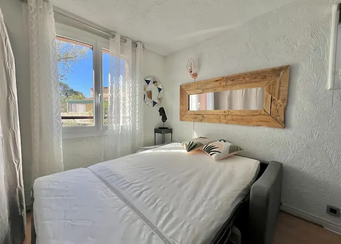 Duplex Proche Gare Commerce Saint-Raphael (Var)